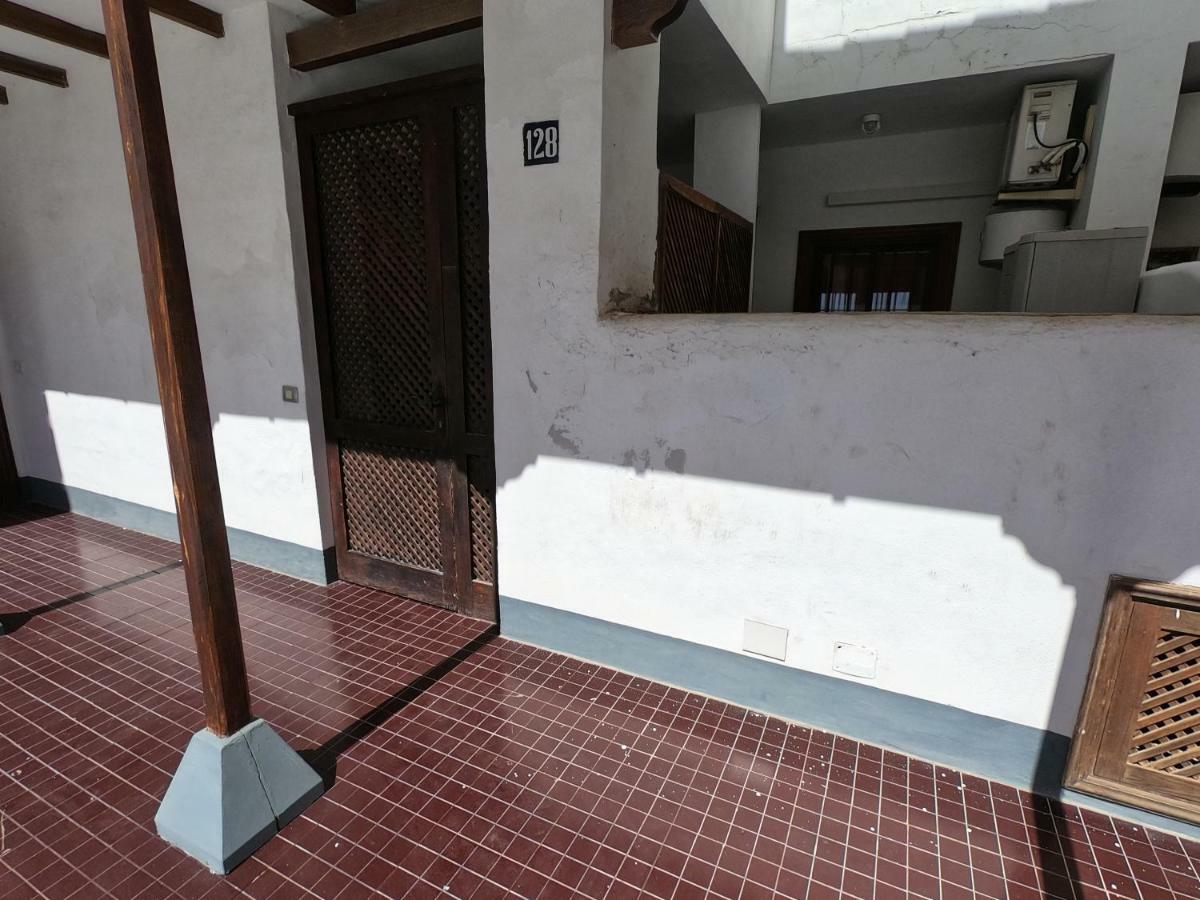 Apartamento Vacacional Los Gigantes Santiago Del Teide Bagian luar foto