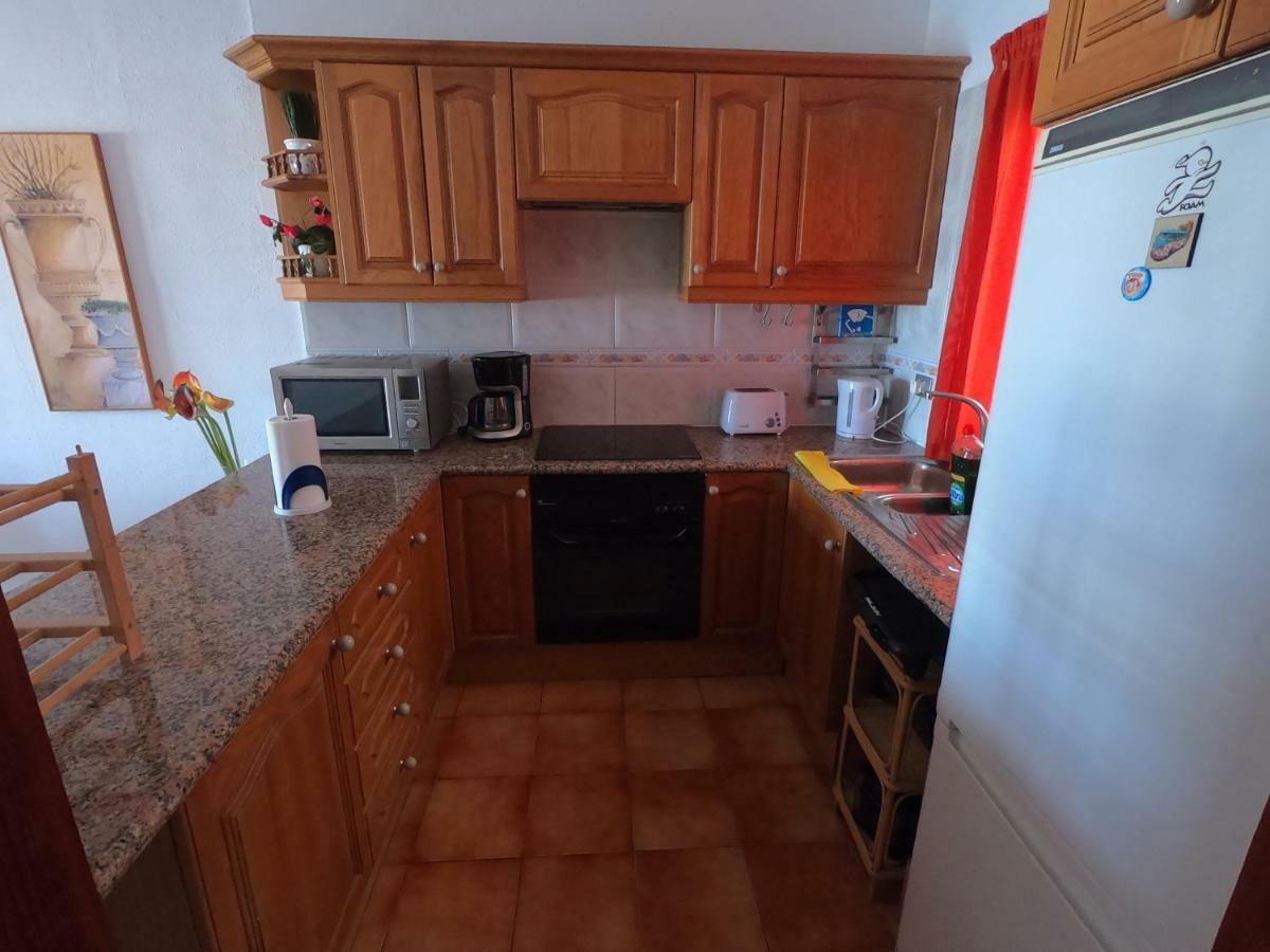 Apartamento Vacacional Los Gigantes Santiago Del Teide Bagian luar foto